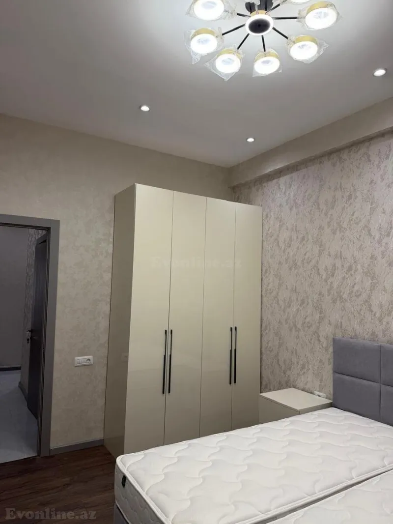 Satılır 2 otaqlı Mənzil Yeni tikili 91 m² 28 May m. - şəkil 7