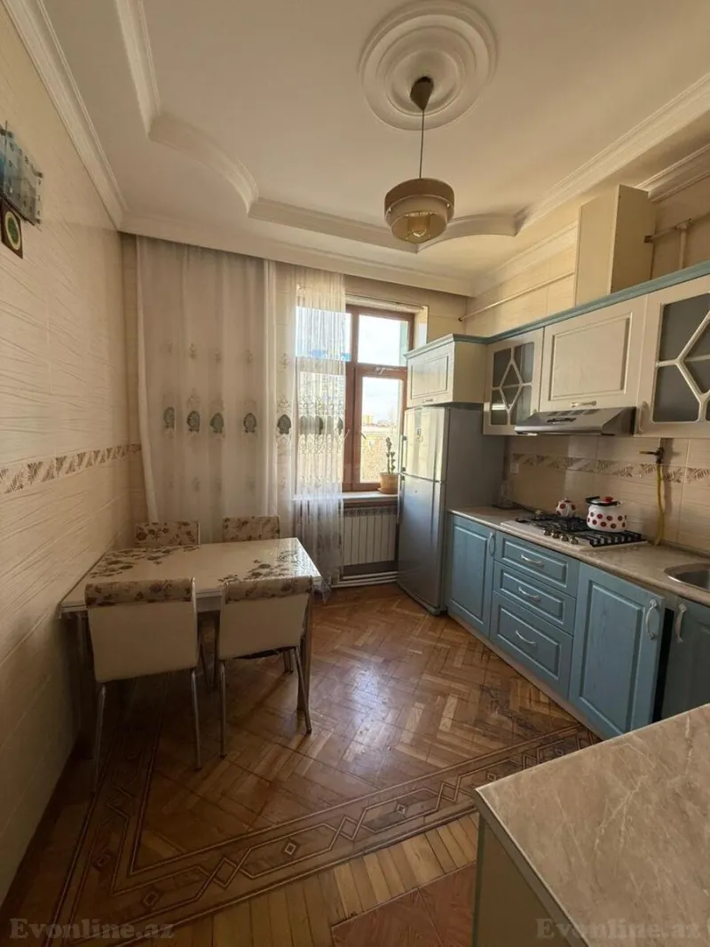 Kirayə verilir 3 otaqlı Mənzil Köhnə tikili 83 m² Nəriman Nərimanov m. - şəkil 7