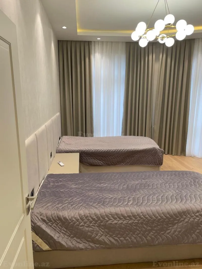 Kirayə verilir 3 otaqlı Mənzil Yeni tikili 150 m² Xətai r. - şəkil 8