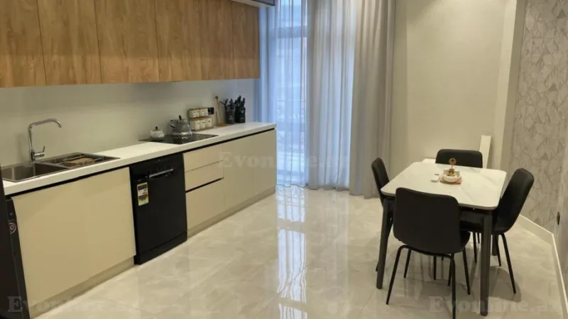 Kirayə verilir 3 otaqlı Mənzil Yeni tikili 150 m² Xətai r. - şəkil 19