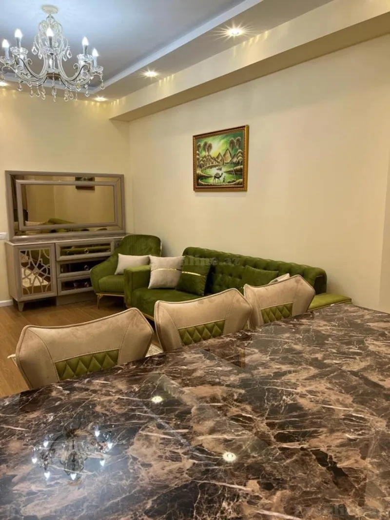 Kirayə verilir 2 otaqlı Mənzil Yeni tikili 100 m² İnşaatçılar m. - şəkil 2