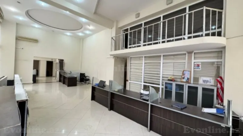 Kirayə verilir Obyekt 320 m² 28 May m.