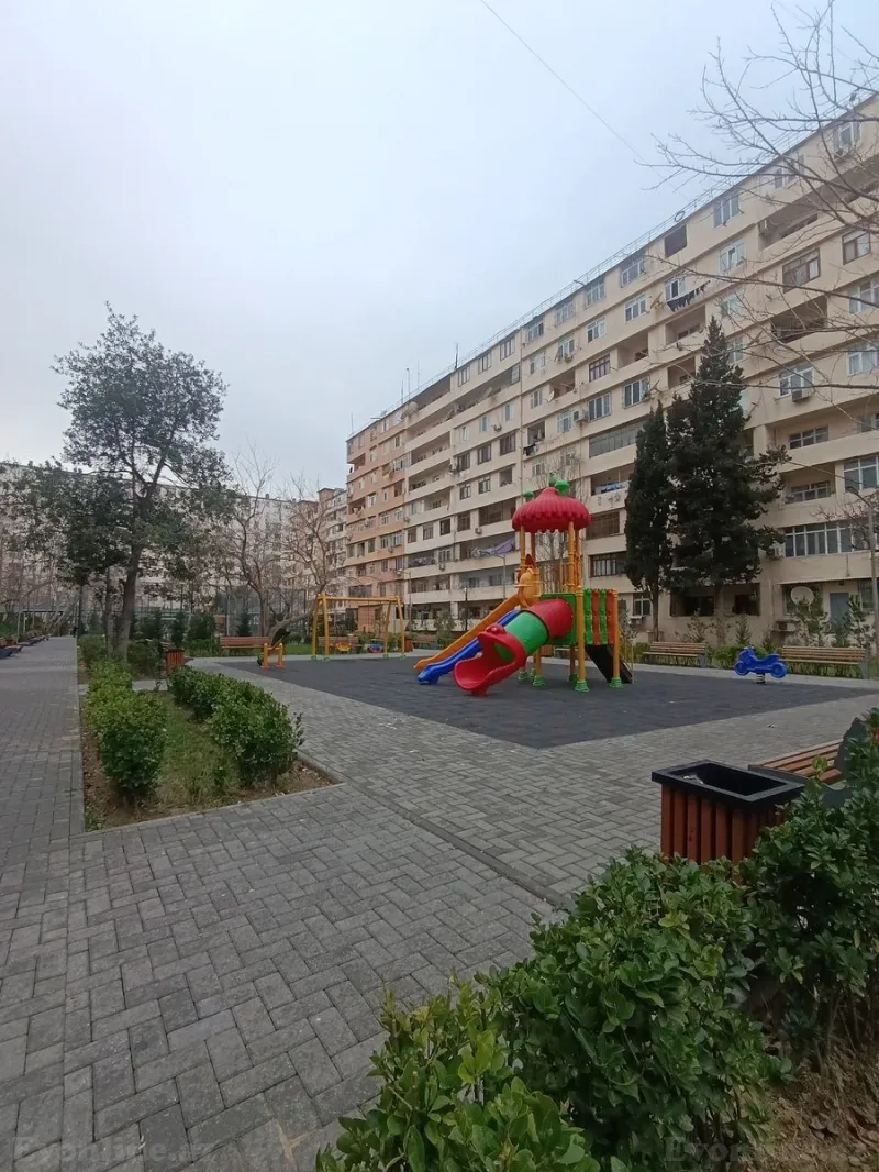 Satılır 3 otaqlı Mənzil Köhnə tikili 90 m² Sabunçu r.