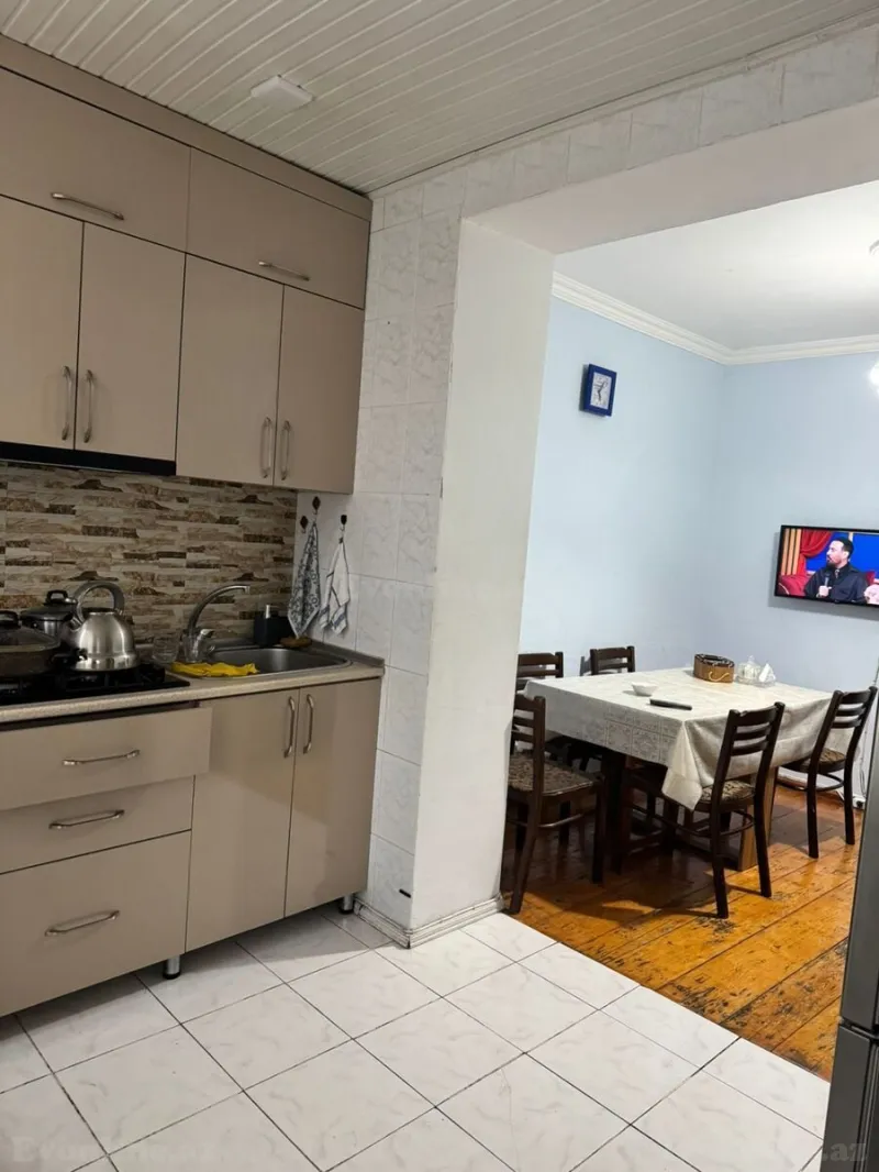 Satılır 4 otaqlı Mənzil Köhnə tikili 110 m² Yasamal - şəkil 6