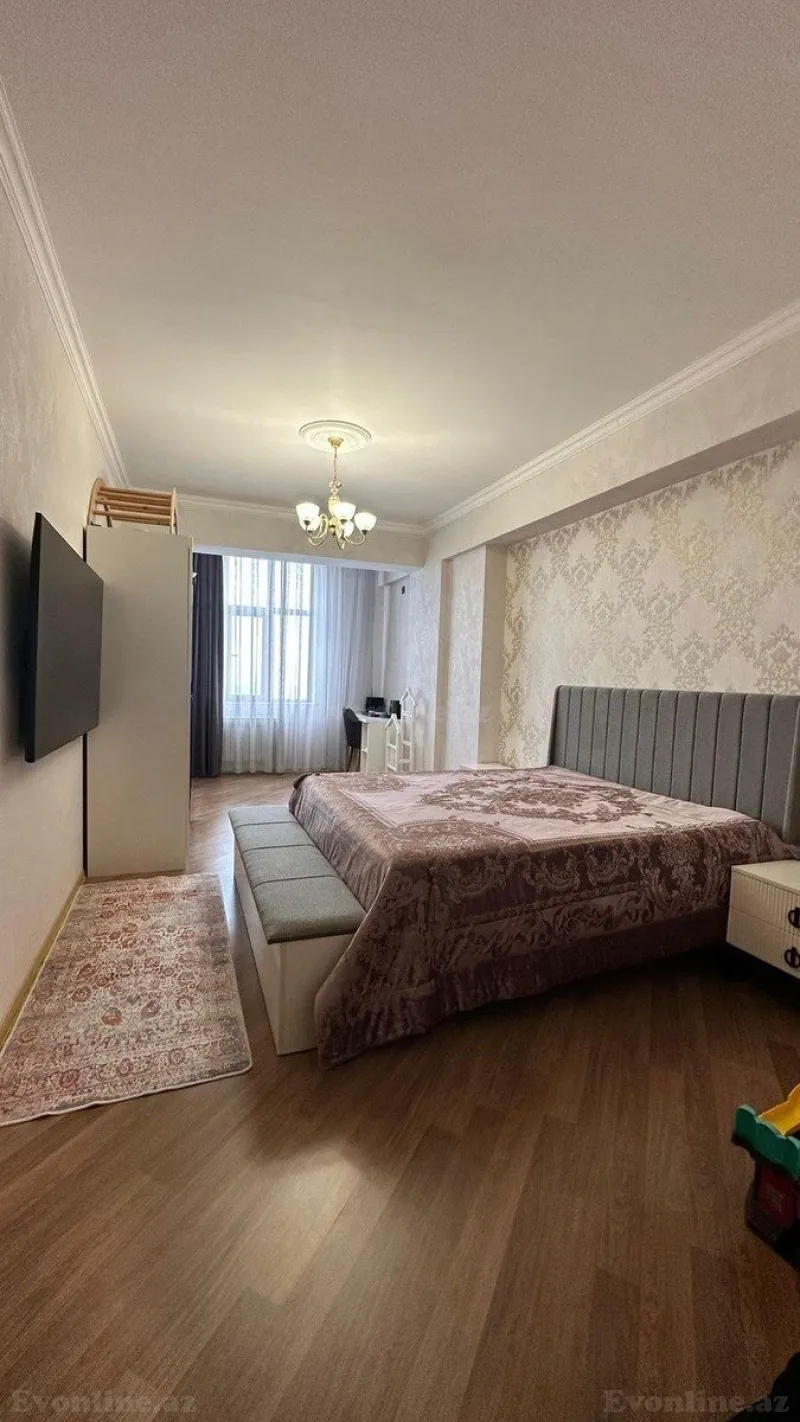 Satılır 3 otaqlı Mənzil Yeni tikili 105 m² Səbail r. - şəkil 2