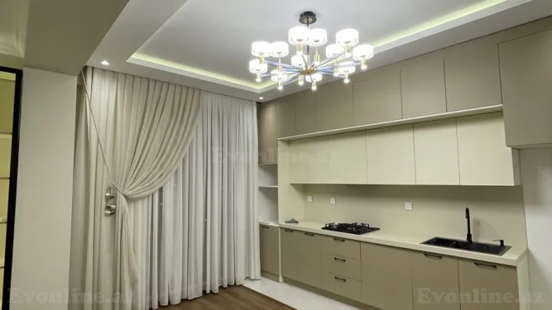 Satılır 3 otaqlı Mənzil Yeni tikili 80 m² 7-ci mikrorayon