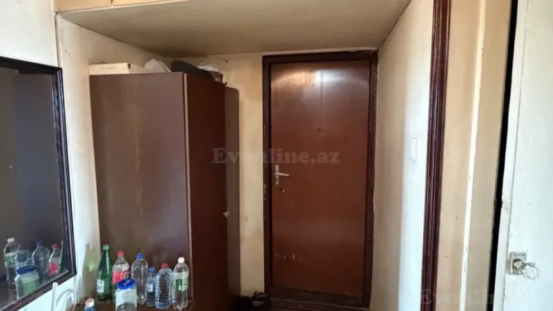 Satılır 3 otaqlı Mənzil Köhnə tikili 78 m² Yasamal