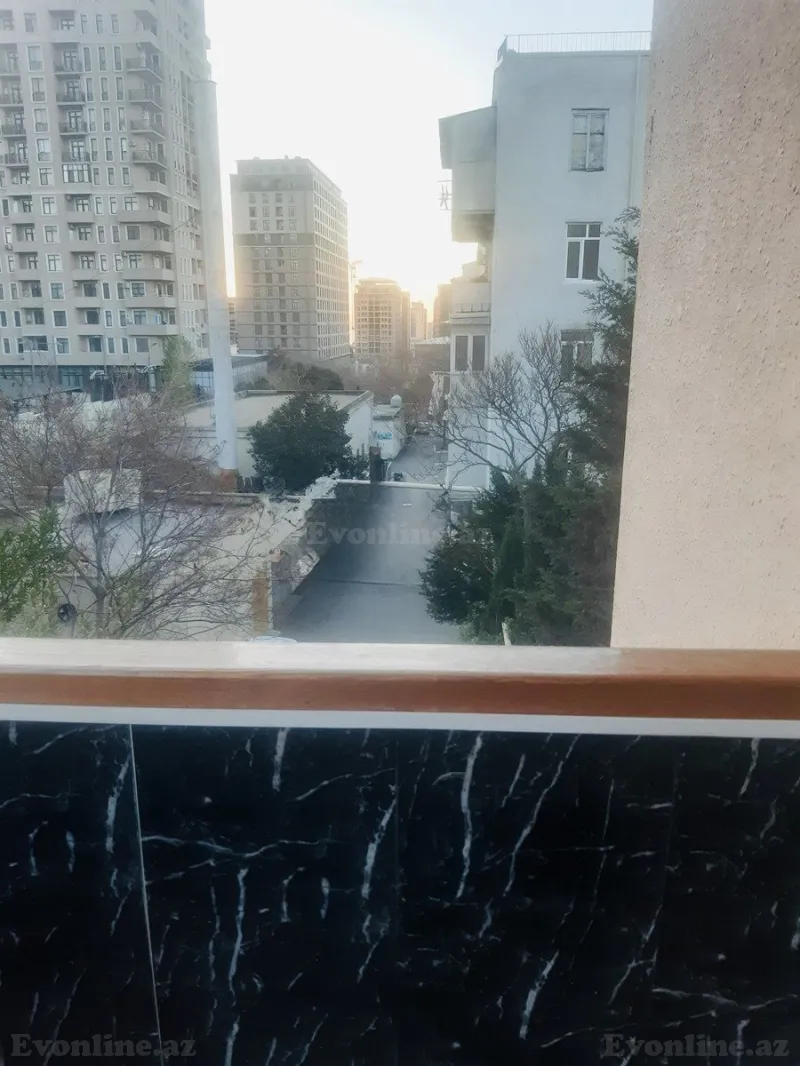 Satılır 2 otaqlı Mənzil Köhnə tikili 50 m² 28 May m. - şəkil 11