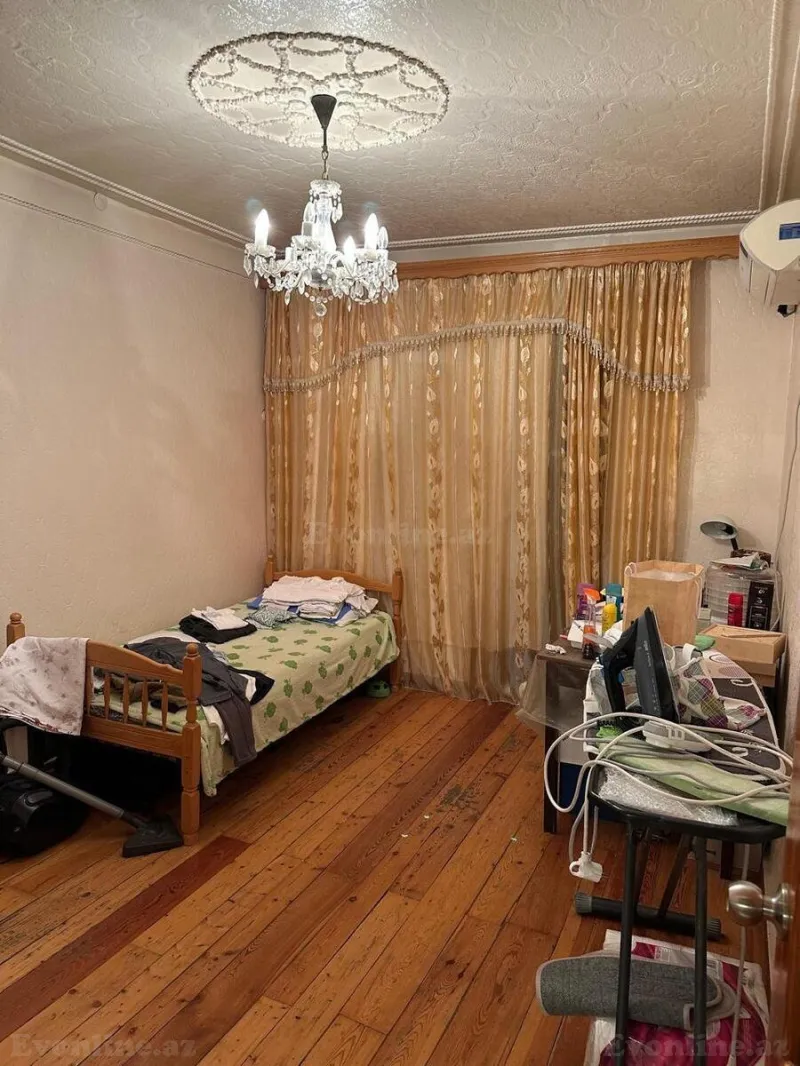 Satılır 4 otaqlı Mənzil Köhnə tikili 100 m² Xalqlar Dostluğu m. - şəkil 7