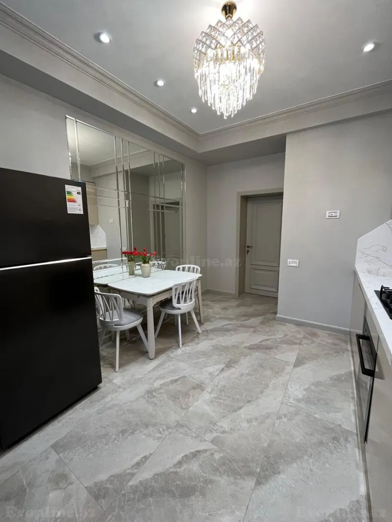 Satılır 3 otaqlı Mənzil Yeni tikili 115 m² 28 May m. - şəkil 16