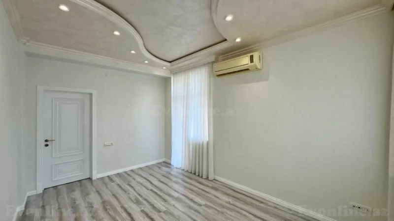 Satılır 4 otaqlı Mənzil Yeni tikili 145 m² Həzi Aslanov m. - şəkil 8