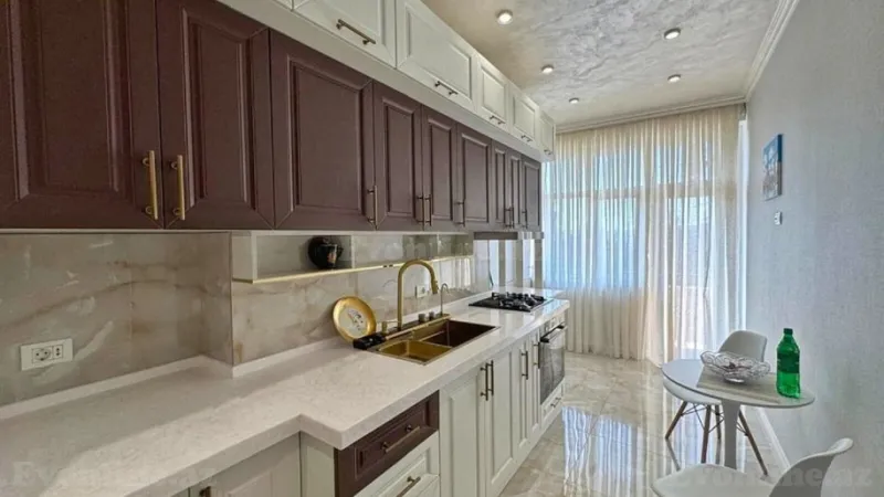 Satılır 4 otaqlı Mənzil Yeni tikili 145 m² Həzi Aslanov m. - şəkil 12