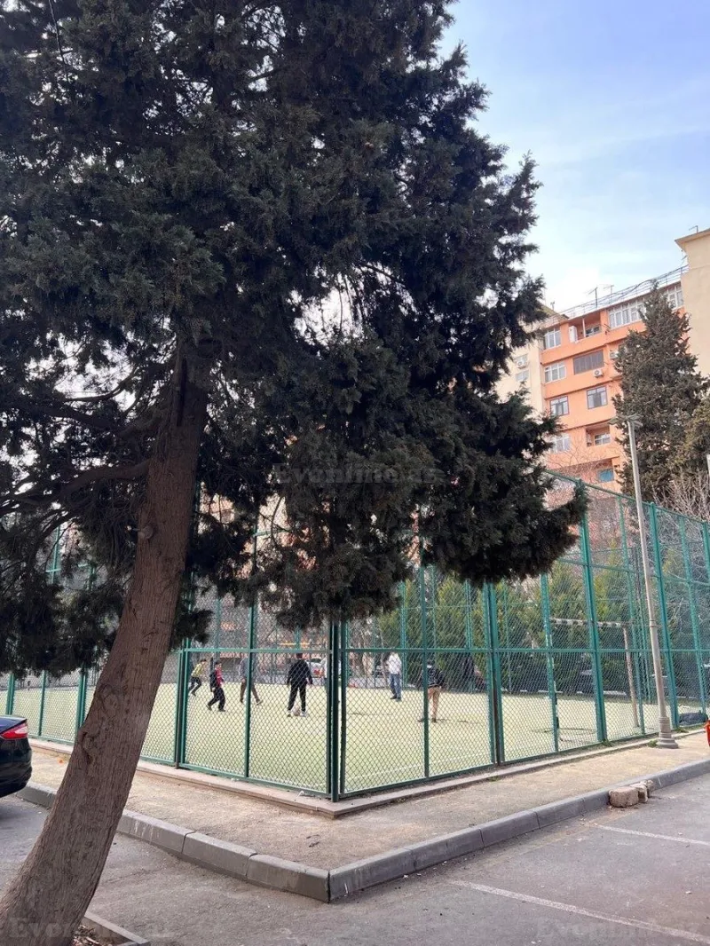 Satılır 2 otaqlı Mənzil Köhnə tikili 65 m² 8-ci kilometr - şəkil 3