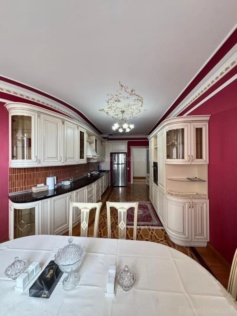 Satılır 4 otaqlı Mənzil Yeni tikili 250 m² Sahil m. - şəkil 25