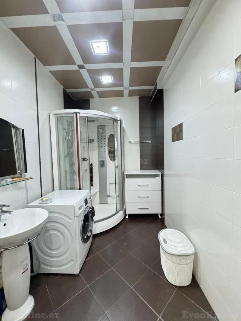 Kirayə verilir 4 otaqlı Mənzil Yeni tikili 250 m² Sahil m. - şəkil 10