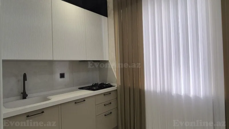 Satılır 3 otaqlı Mənzil Yeni tikili 85 m² 8 Noyabr m. - şəkil 6