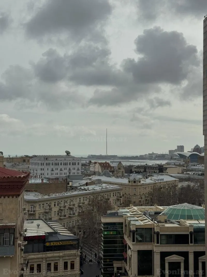 Satılır 4 otaqlı Mənzil Yeni tikili 250 m² Sahil m. - şəkil 18