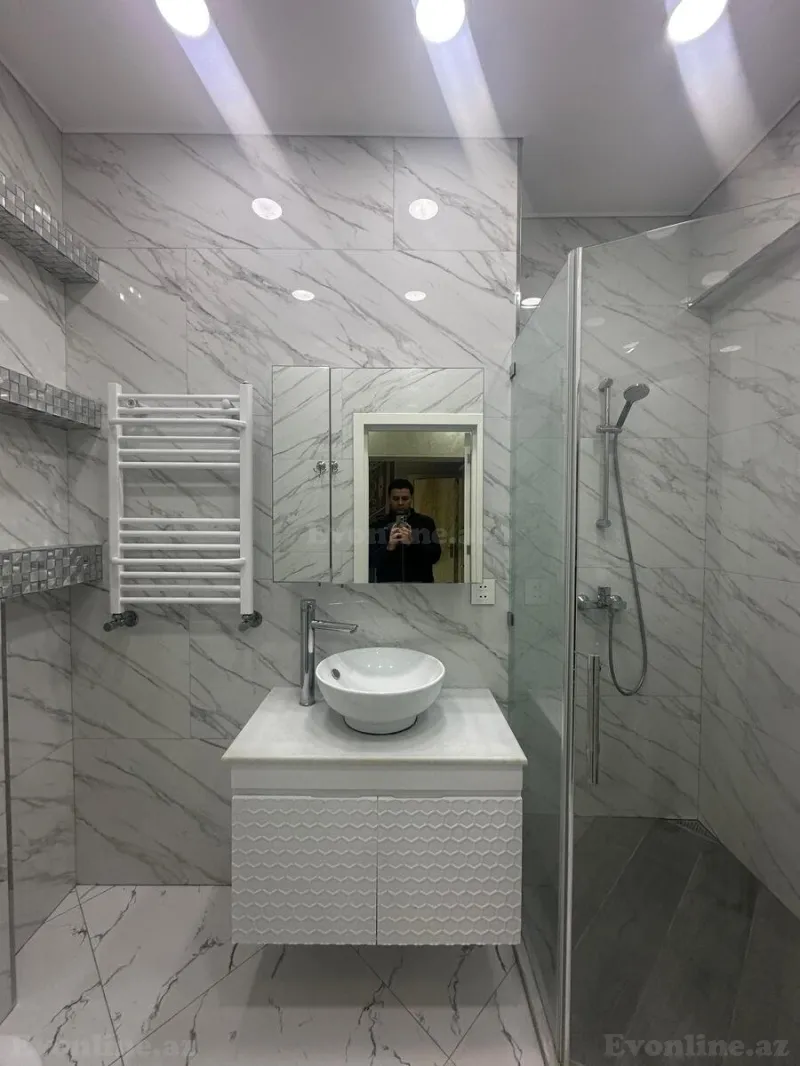 Kirayə verilir 3 otaqlı Mənzil Yeni tikili 160 m² Xətai m. - şəkil 9