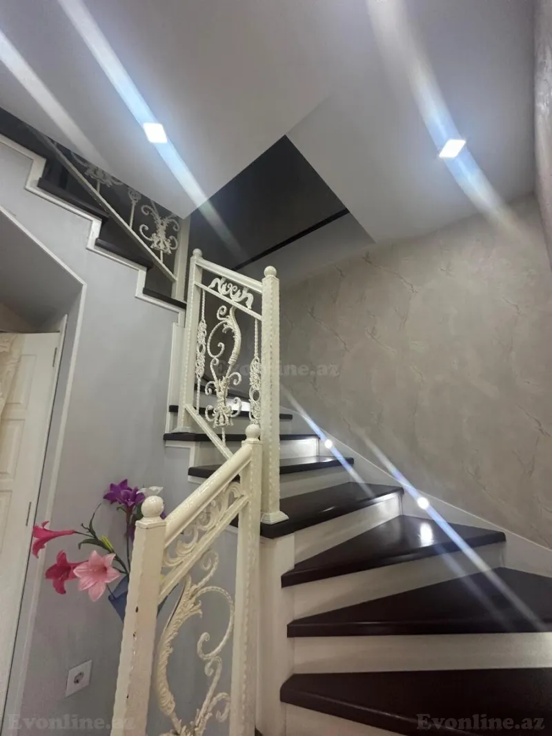 Kirayə verilir 3 otaqlı Mənzil Yeni tikili 160 m² Xətai m. - şəkil 14