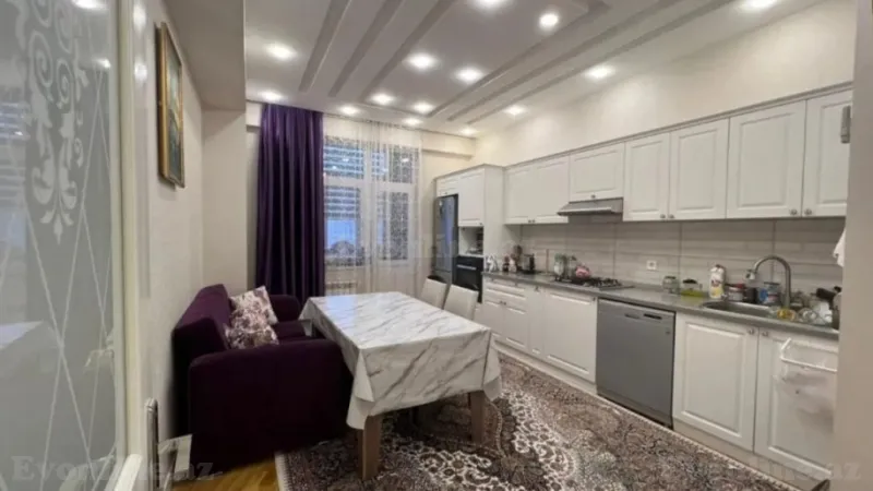 Kirayə verilir 2 otaqlı Mənzil Yeni tikili 90 m² Neftçilər m. - şəkil 3