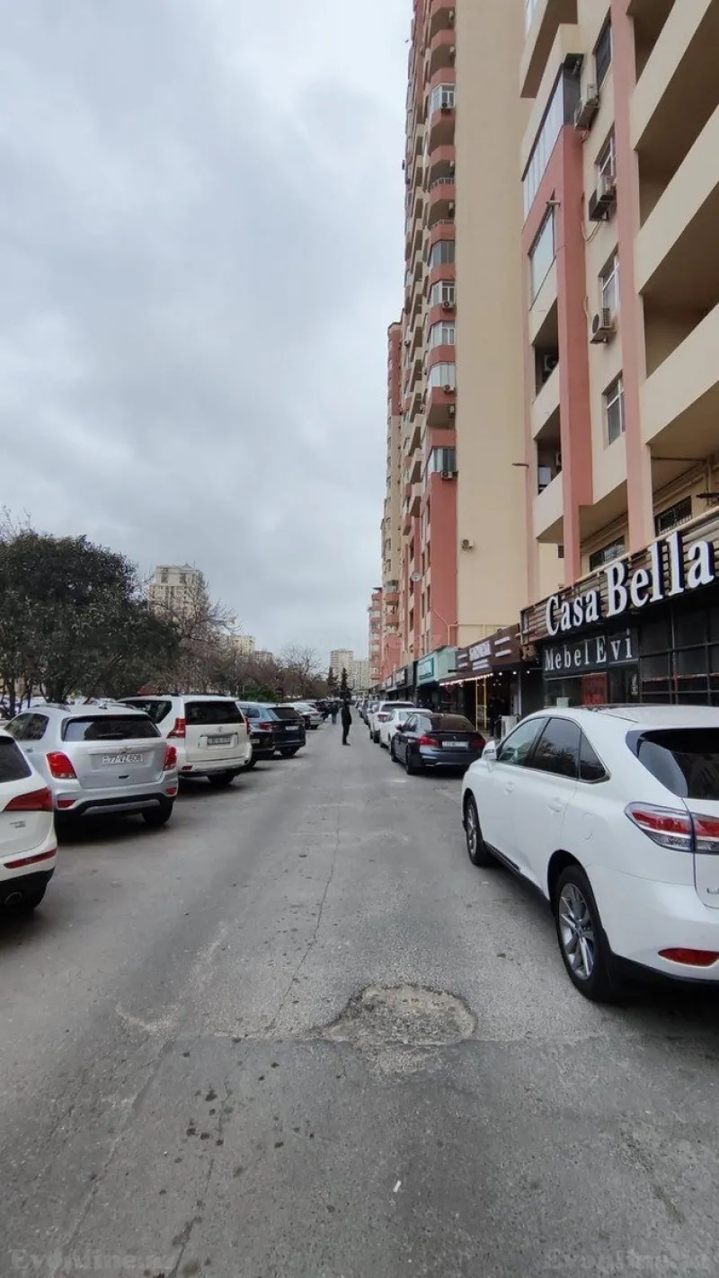 Satılır 3 otaqlı Mənzil Yeni tikili 124 m² İnşaatçılar m. - şəkil 2