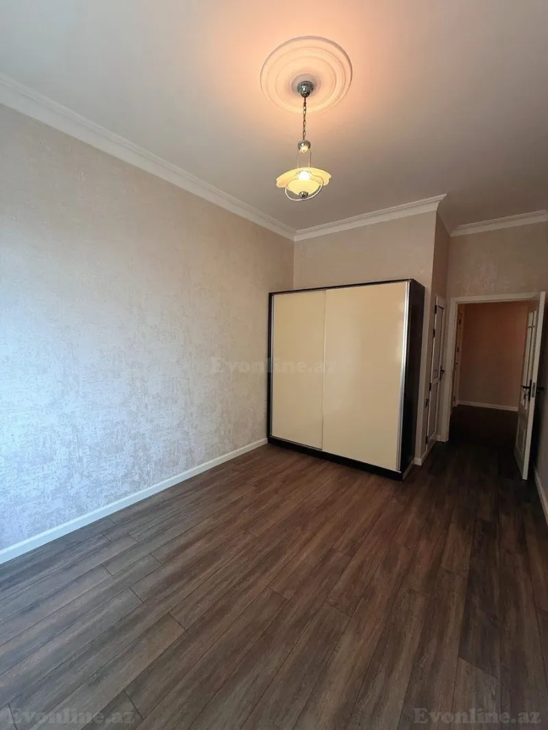 Satılır 3 otaqlı Mənzil Yeni tikili 124 m² İnşaatçılar m. - şəkil 5