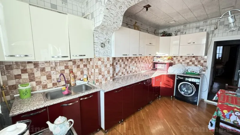 Satılır 4 otaqlı Mənzil Köhnə tikili 100 m² 8-ci kilometr - şəkil 12