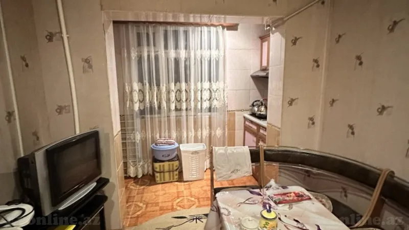 Satılır 2 otaqlı Mənzil Köhnə tikili 60 m² Massiv V - şəkil 5