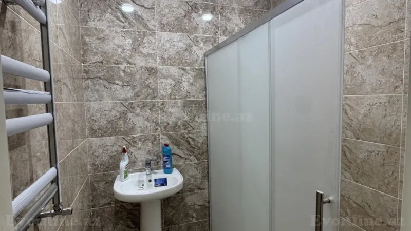 Kirayə verilir 3 otaqlı Mənzil Yeni tikili 125 m² Bayıl - şəkil 10