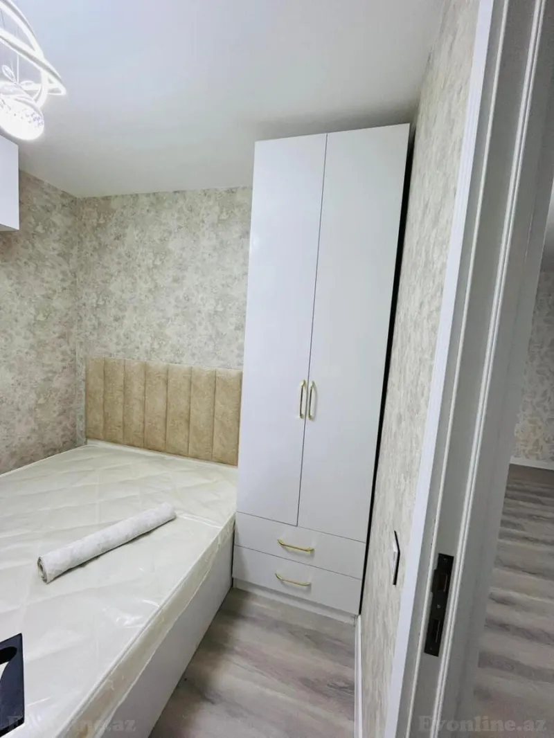 Satılır 2 otaqlı Mənzil Köhnə tikili 60 m² Neftçilər m. - şəkil 6