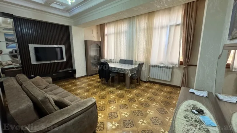 Satılır 3 otaqlı Mənzil Yeni tikili 70 m² 9-cu mikrorayon - şəkil 2