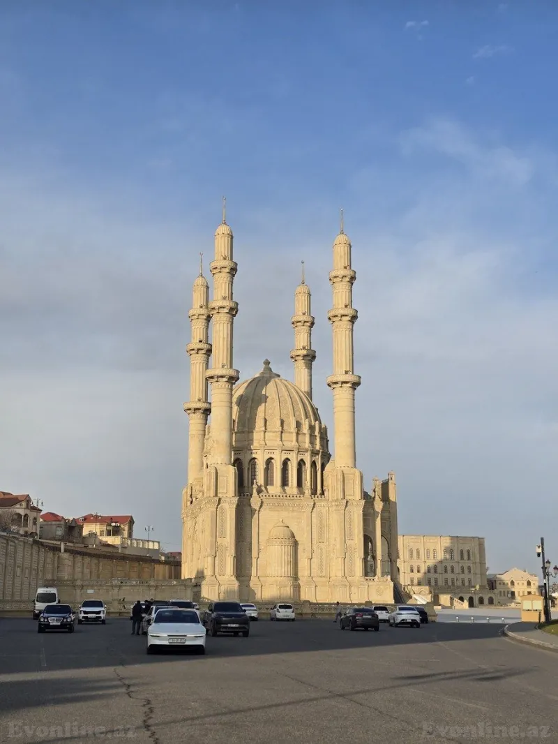 Satılır 3 otaqlı Mənzil Yeni tikili 70 m² 9-cu mikrorayon - şəkil 3