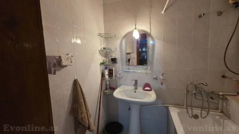 Satılır 4 otaqlı Mənzil Köhnə tikili 80 m² Badamdar - şəkil 6