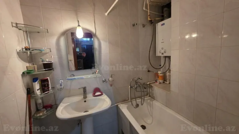 Satılır 4 otaqlı Mənzil Köhnə tikili 80 m² Badamdar - şəkil 7