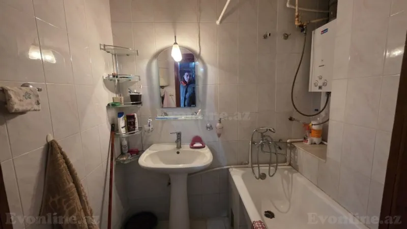 Satılır 4 otaqlı Mənzil Köhnə tikili 80 m² Badamdar - şəkil 9