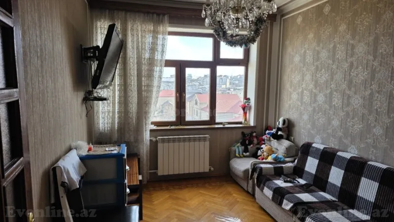 Satılır 4 otaqlı Mənzil Köhnə tikili 80 m² Badamdar - şəkil 16