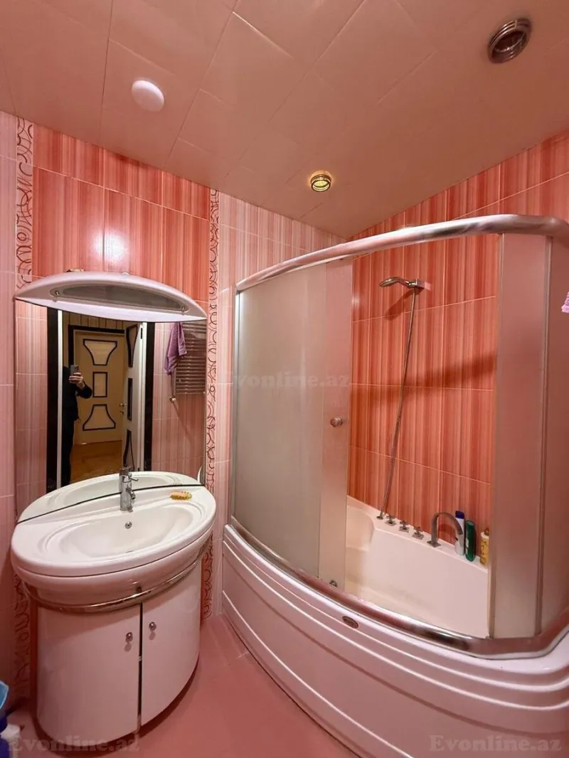 Satılır 2 otaqlı Mənzil Yeni tikili 90 m² 8 Noyabr m. - şəkil 9