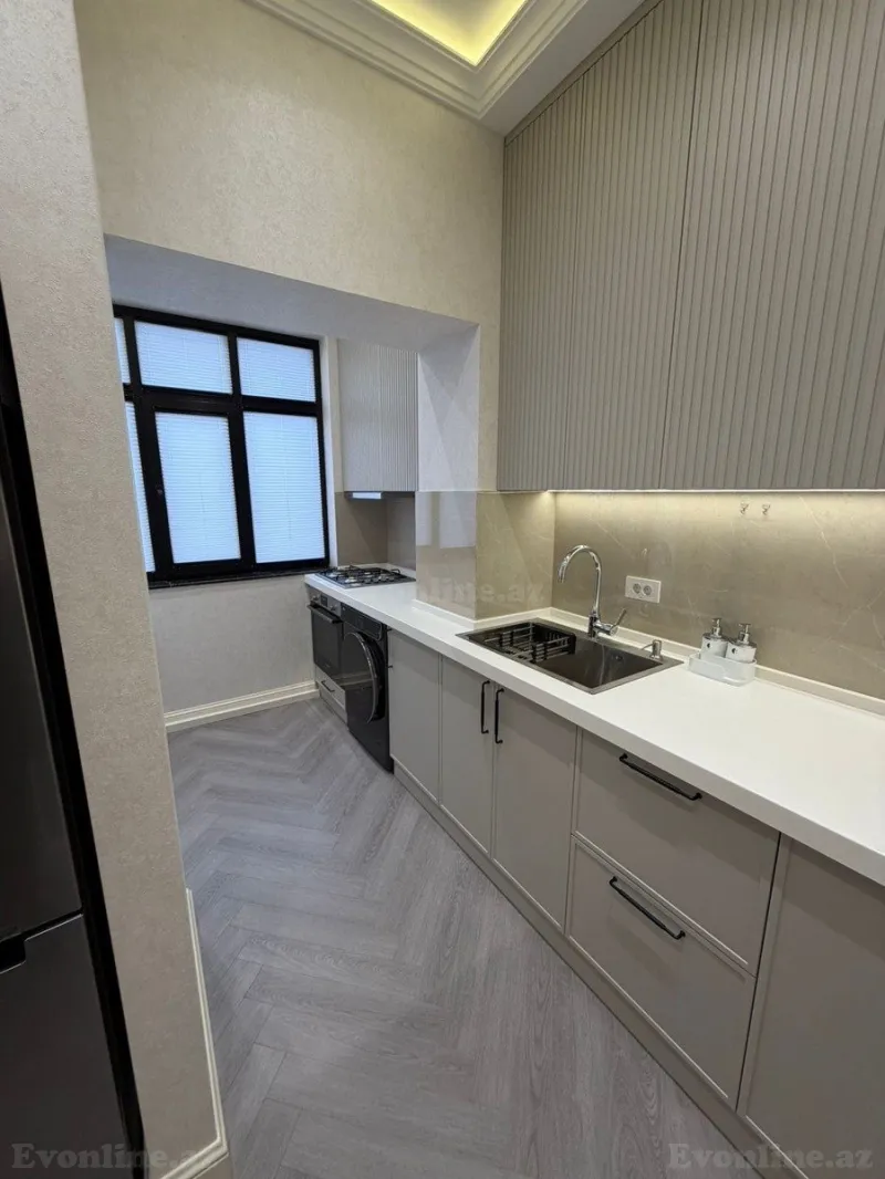 Kirayə verilir 2 otaqlı Mənzil Yeni tikili 78 m² Gənclik m. - şəkil 9