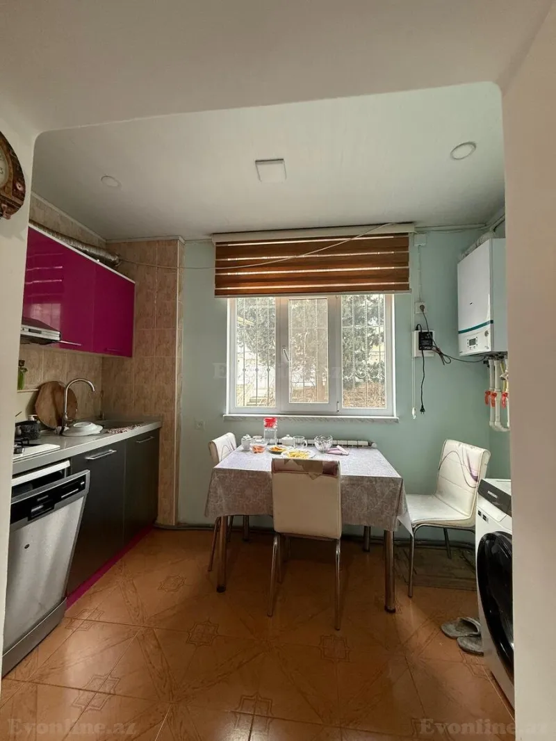 Satılır 3 otaqlı Mənzil Köhnə tikili 90 m² Yeni Yasamal - şəkil 13