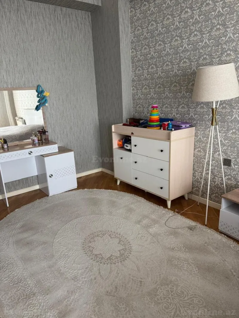 Satılır 3 otaqlı Mənzil Yeni tikili 150 m² 2-ci mikrorayon - şəkil 4