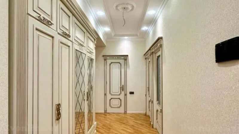 Satılır 3 otaqlı Mənzil Yeni tikili 150 m² 2-ci mikrorayon - şəkil 7