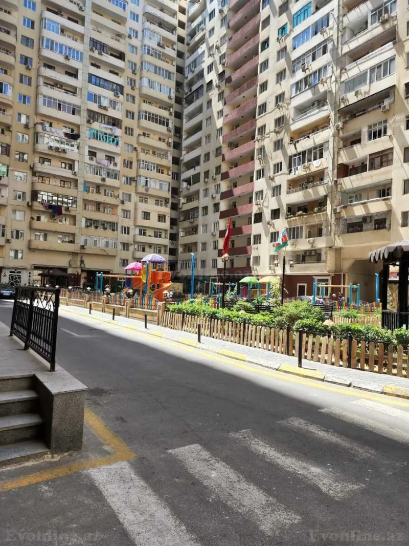 Kirayə verilir 3 otaqlı Mənzil Yeni tikili 95 m² Nəriman Nərimanov m.