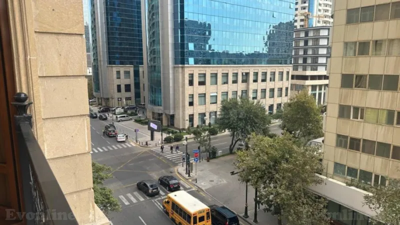 Kirayə verilir 3 otaqlı Mənzil Yeni tikili 170 m² Nəsimi r. - şəkil 14