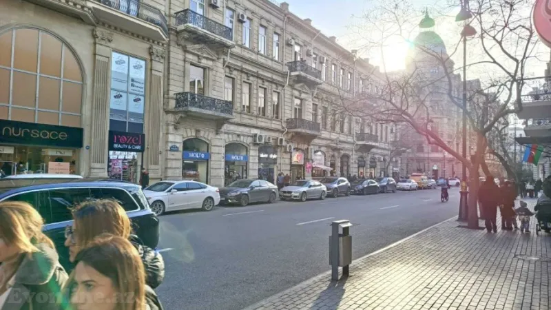 Kirayə verilir 2 otaqlı Mənzil Köhnə tikili 40 m² Bayıl - şəkil 8