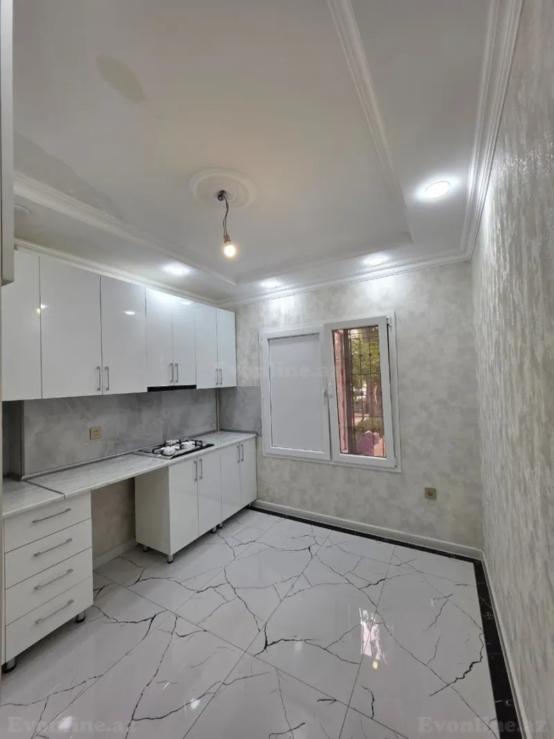 Satılır 2 otaqlı Mənzil Köhnə tikili 60 m² Qaraçuxur - şəkil 3