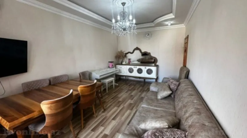 Satılır 3 otaqlı Mənzil Köhnə tikili 65 m² Suraxanı r.