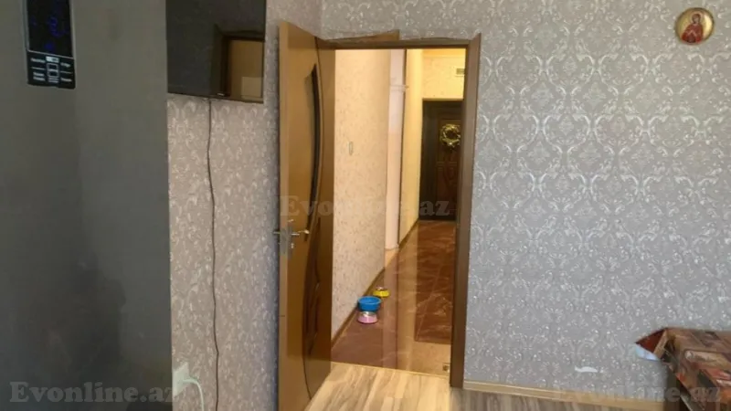 Satılır 2 otaqlı Mənzil Köhnə tikili 73 m² Sabunçu r. - şəkil 2