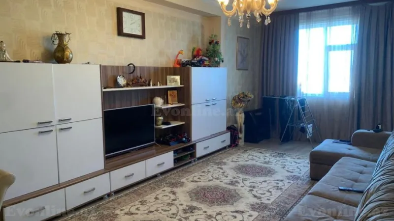 Satılır 2 otaqlı Mənzil Köhnə tikili 73 m² Sabunçu r. - şəkil 4