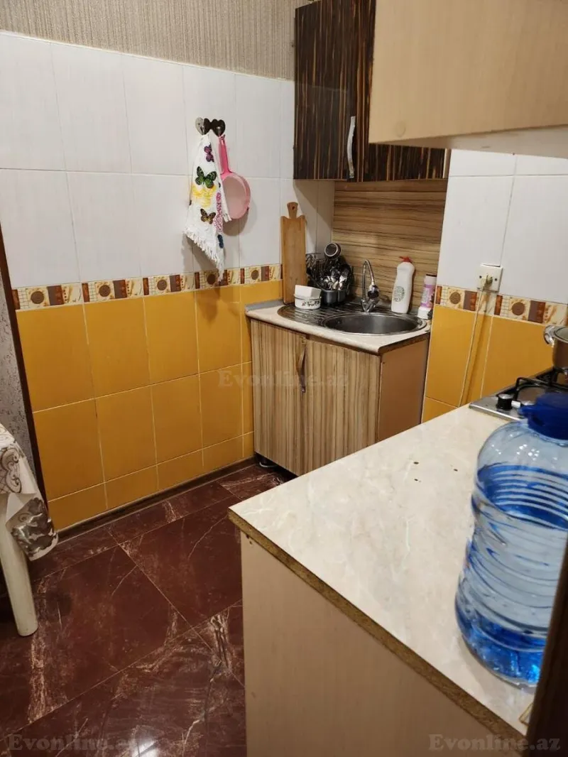 Satılır 2 otaqlı Mənzil Köhnə tikili 73 m² Sabunçu r. - şəkil 9