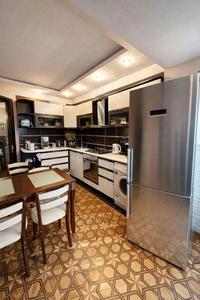 Kirayə verilir 3 otaqlı Mənzil Köhnə tikili 100 m² 28 May m. - şəkil 10